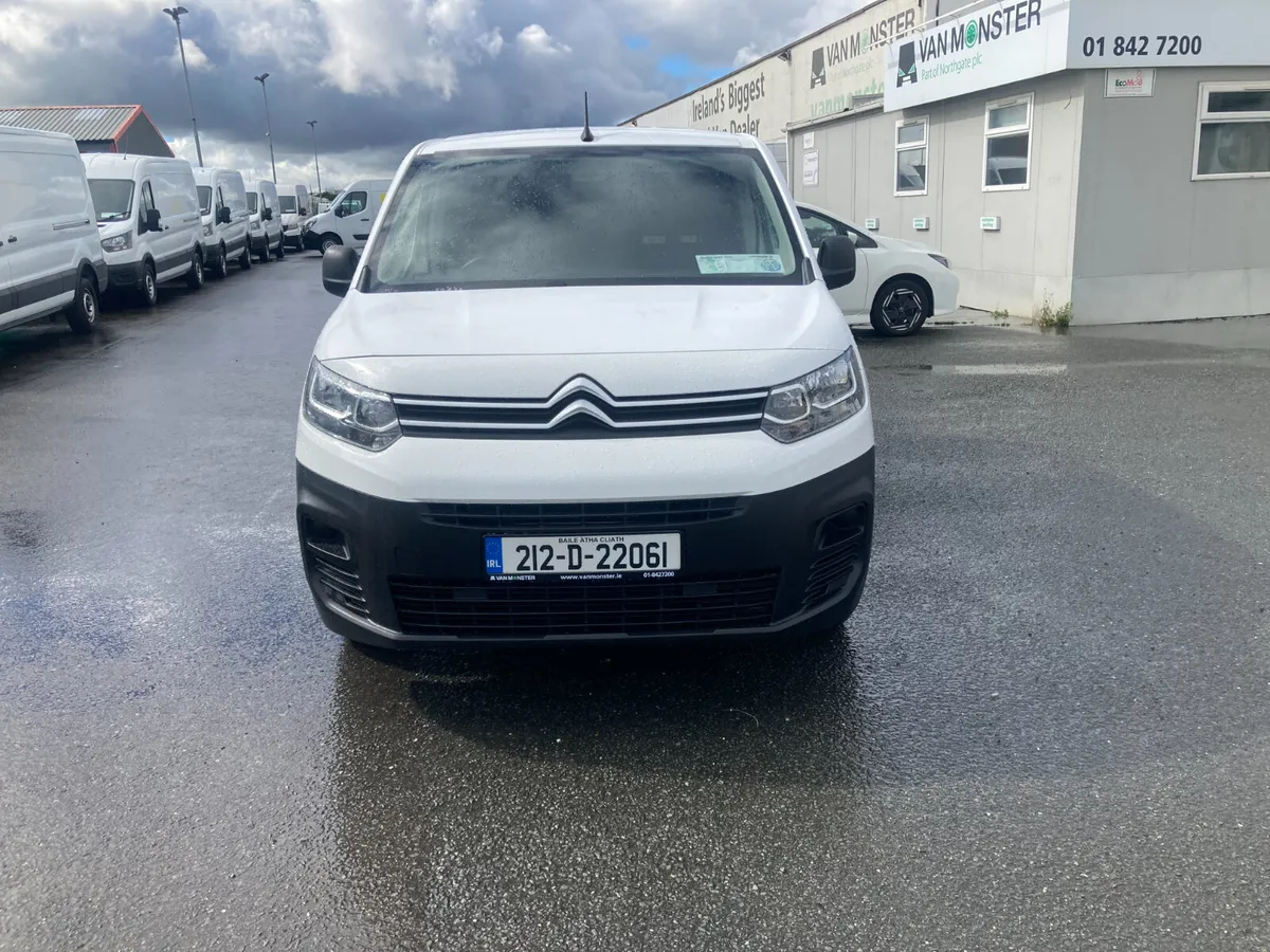 Citroen Berlingo 2021 - Image 2