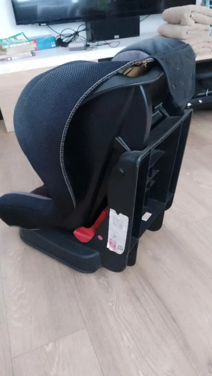 Car seat For Free - Image 2