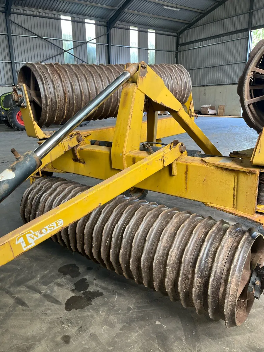 Twose 6.3m ring roller - Image 4