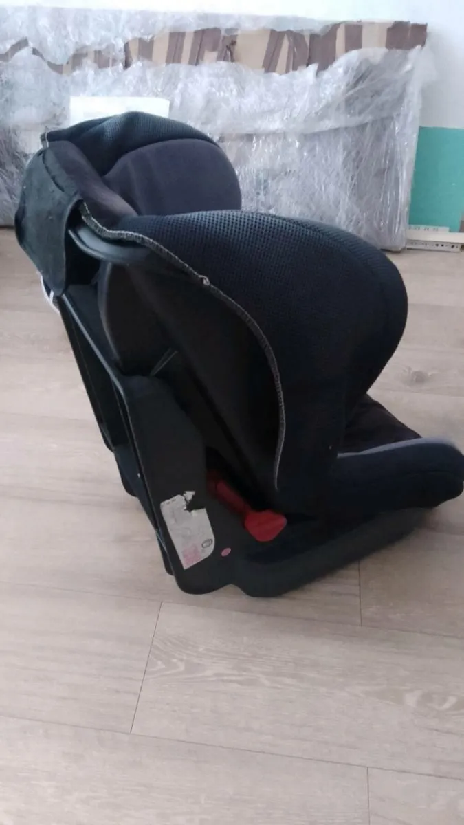 Car seat For Free - Image 3