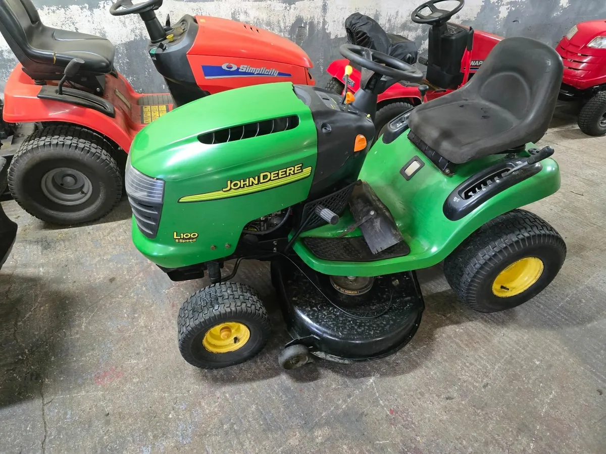 Ride on mowers - Image 1