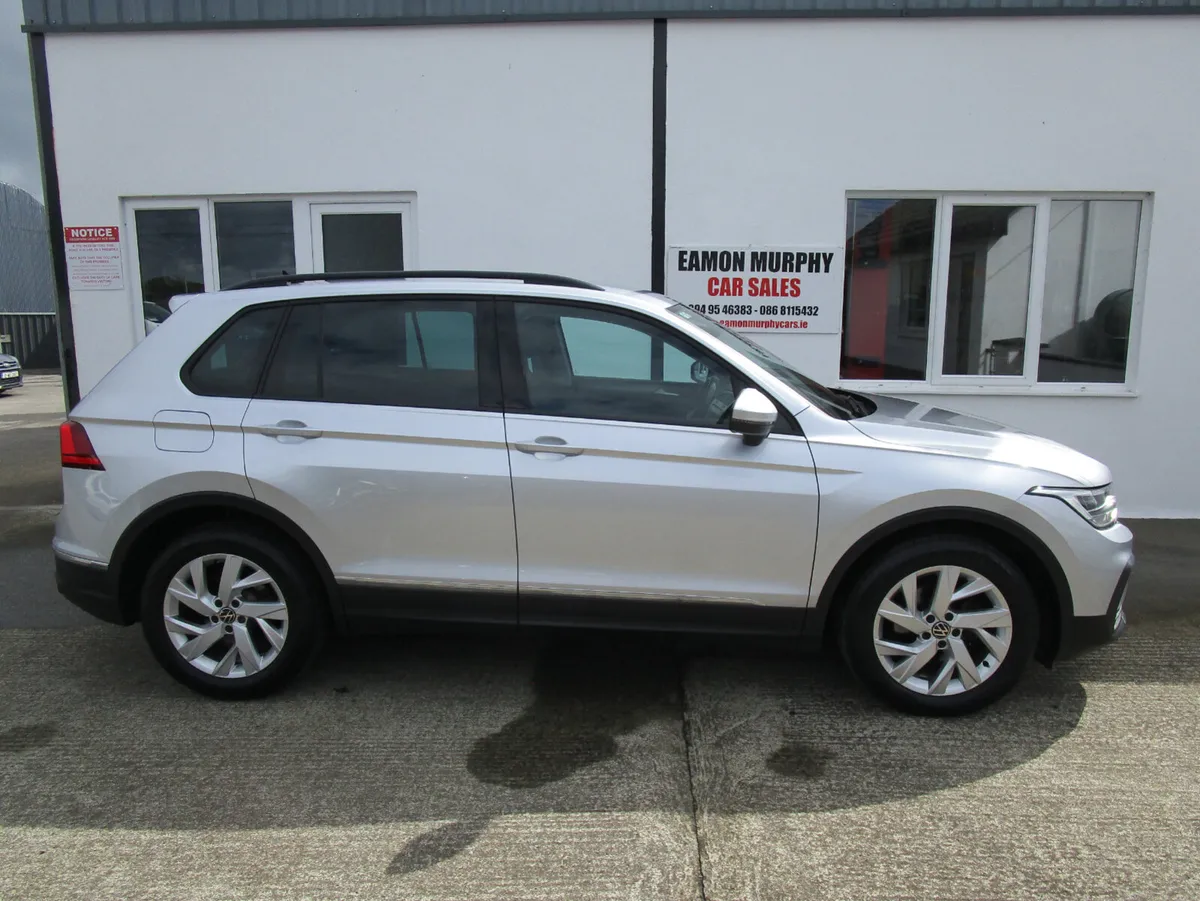 Volkswagen Tiguan 2021 - Image 4