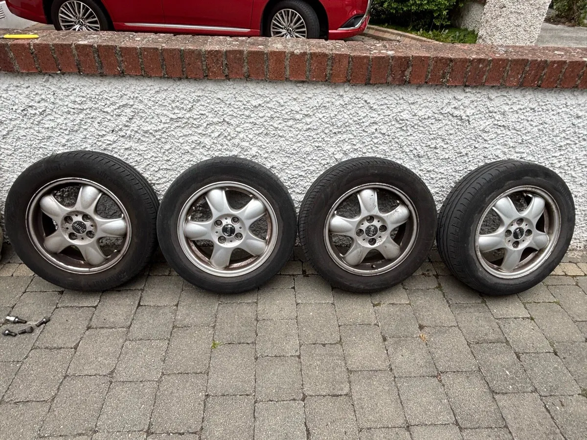 Mini R55 15 inch alloy wheels - Image 1