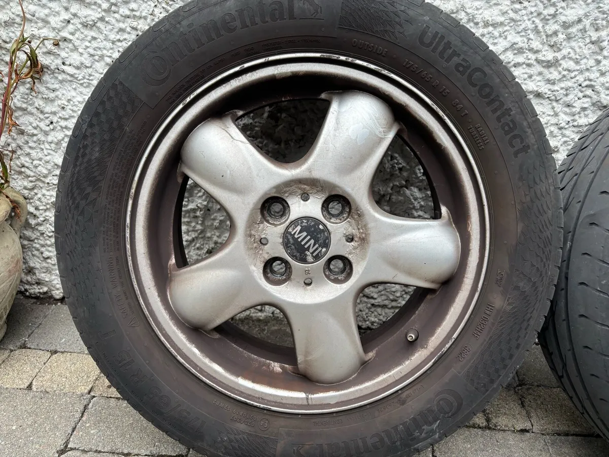 Mini R55 15 inch alloy wheels - Image 2