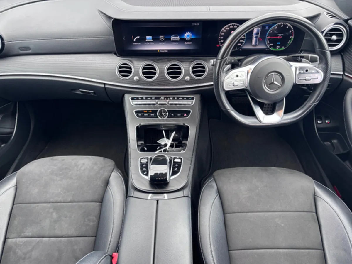 MERCEDES-BENZ E CLASS E300de AMG PREMIUM ESTATE - Image 3