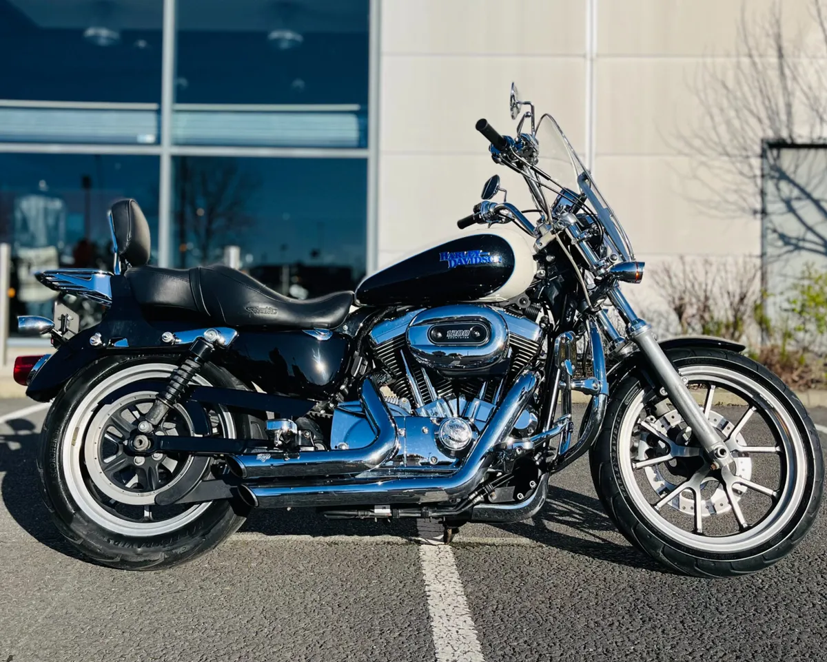 HARLEY SPORTSTER XL 1200 SUPERLOW - Image 1