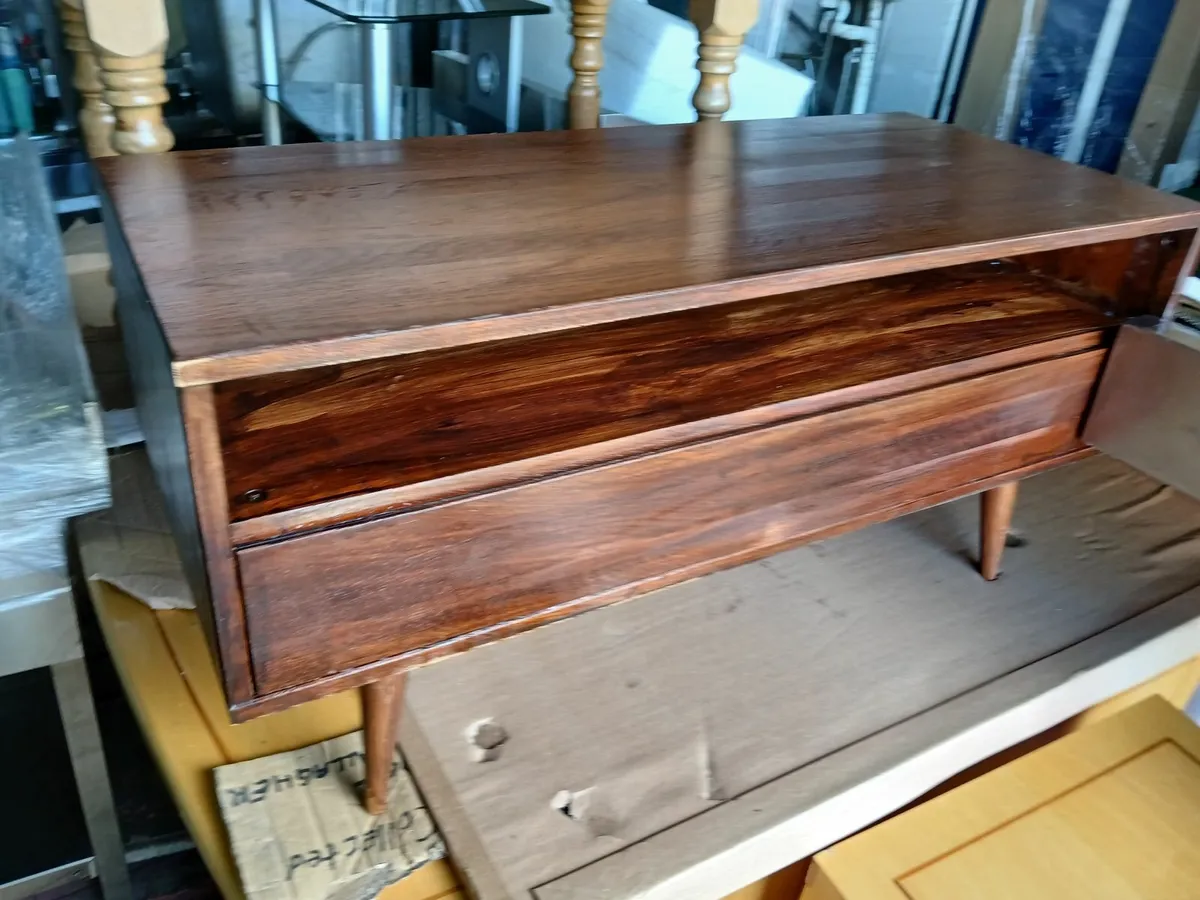 Tv stand traditional..entertainment unit.. - Image 4