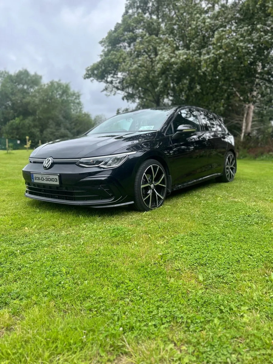 Volkswagen Golf R line - Image 2