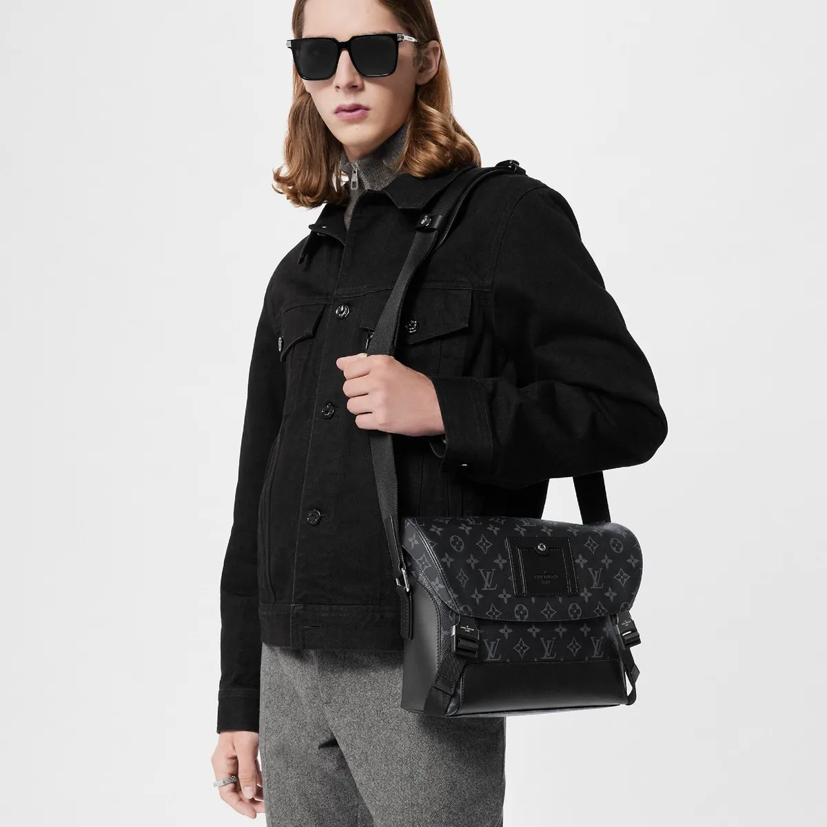 LV voyager Men’s bag - Image 4