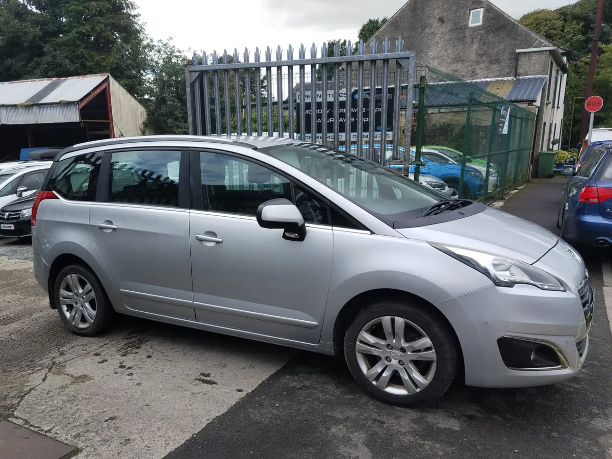 Peugeot 5008 2.0 BlueHDI 150 Active - Image 1