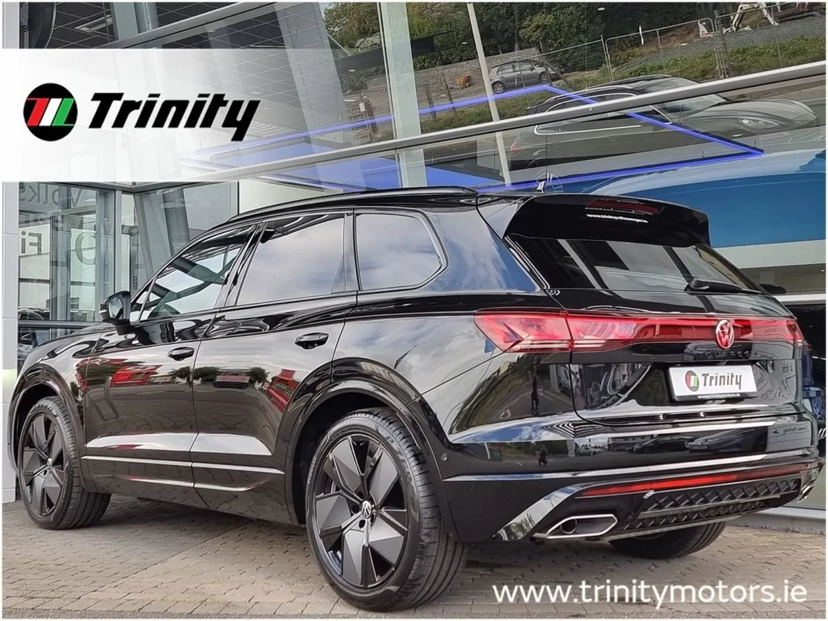 Volkswagen Touareg R-line Commercial Huge Spec Be - Image 3