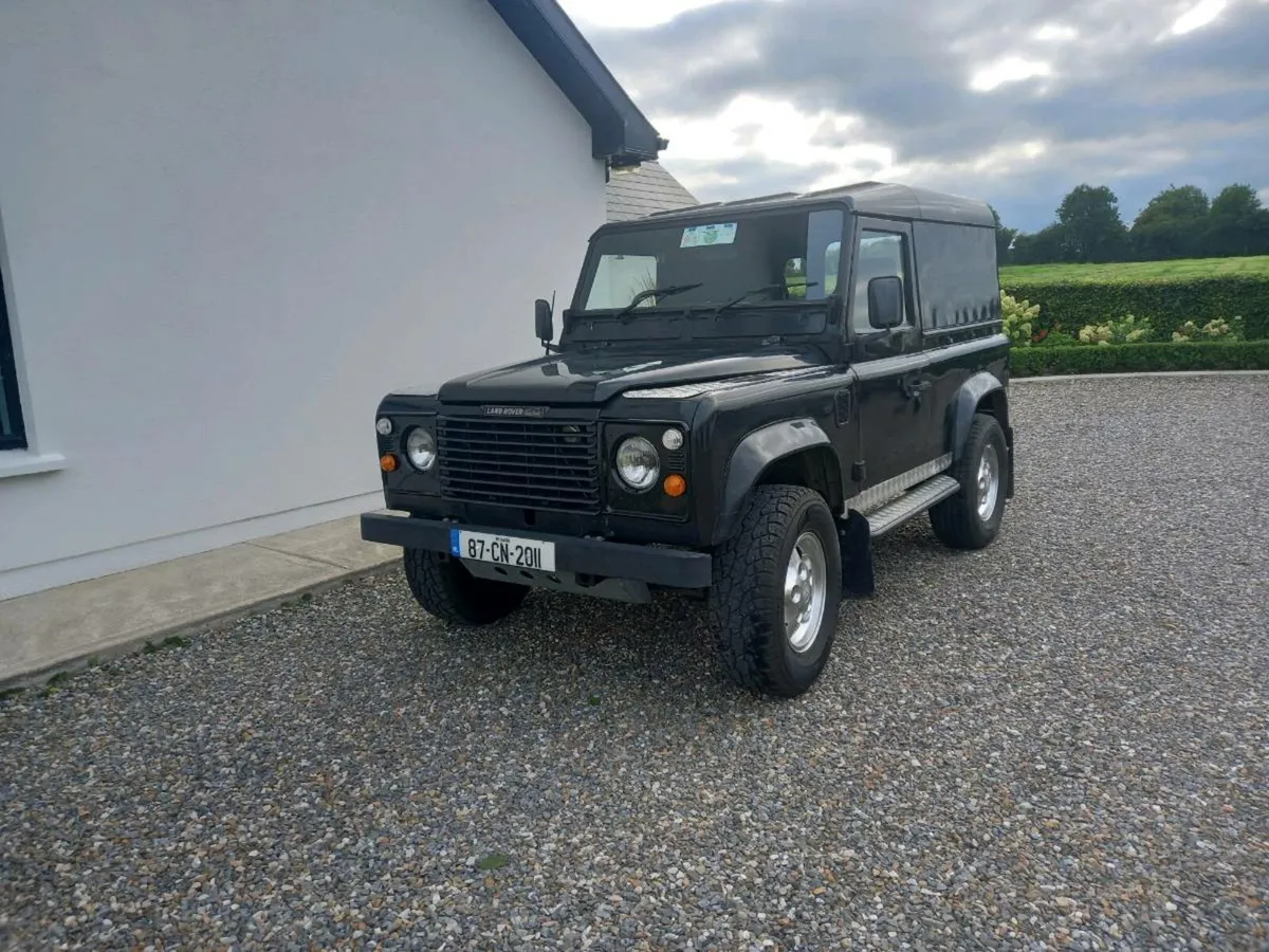 Landrover defender 90 - Image 1