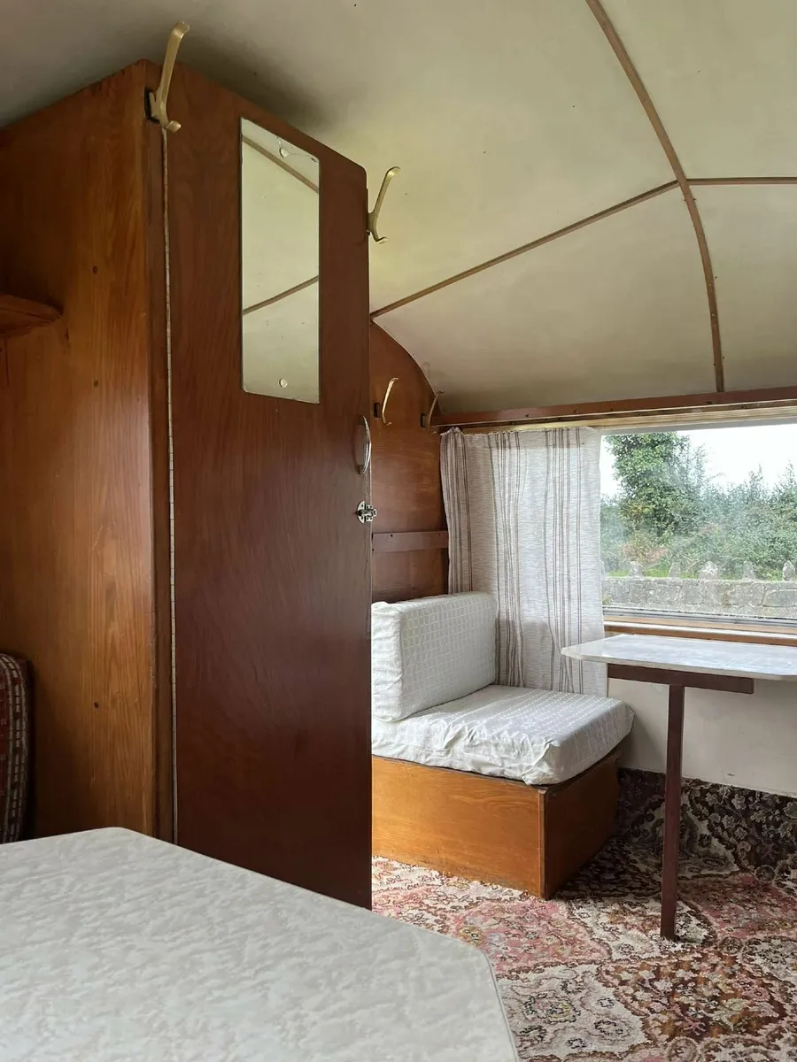 10ft caravan - Image 2