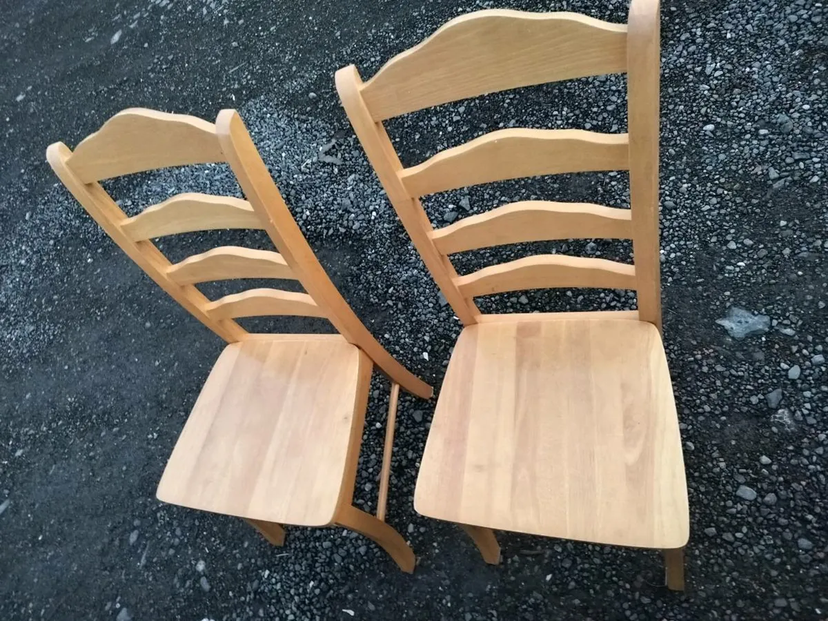 Dining table + 6 chairs - Image 3
