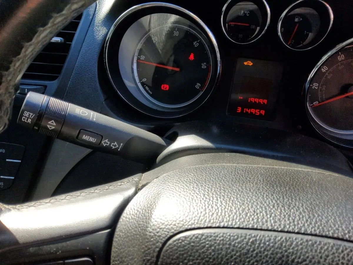 Vauxhall Insignia Insignia 2.0 Cdti Exclusiv (13 - Image 4