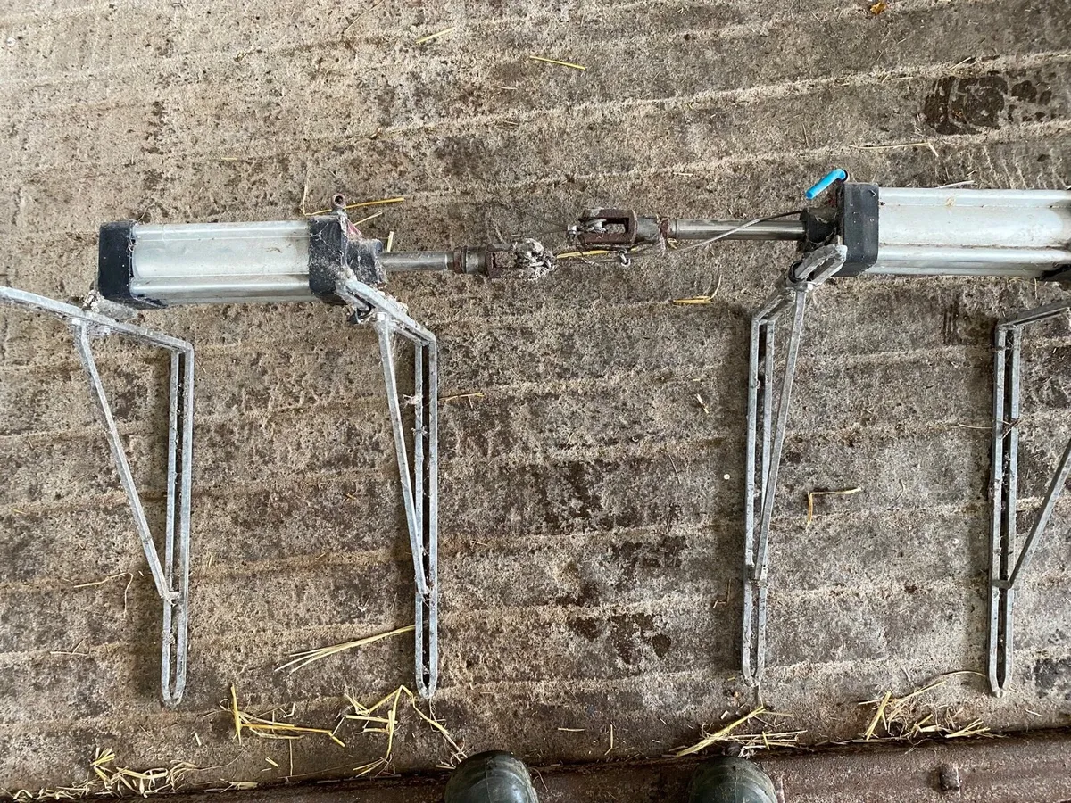 IDS feeder air ram