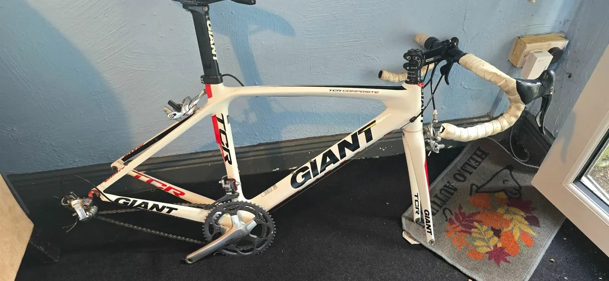 Giant TCR Composite Frame - Image 1