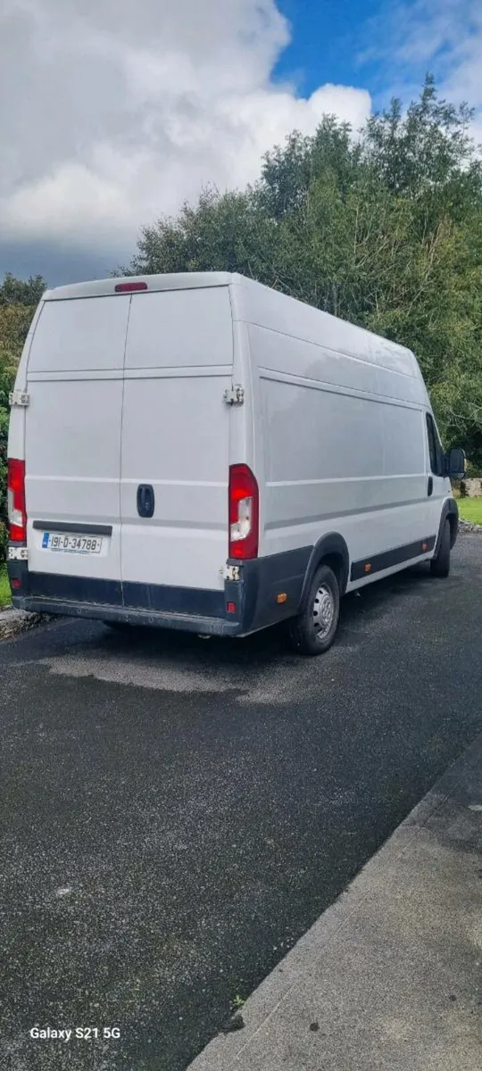 Campervan - Image 3