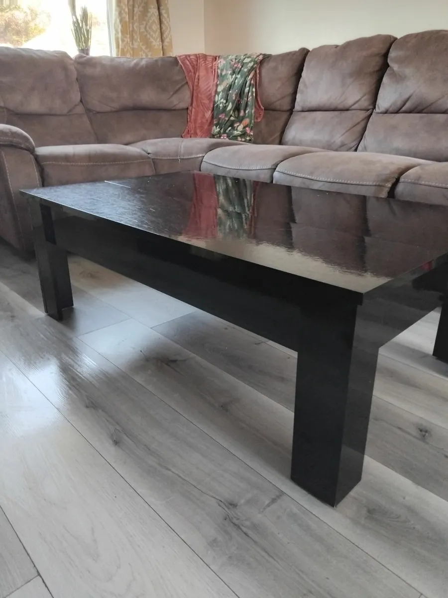 Table - Image 2