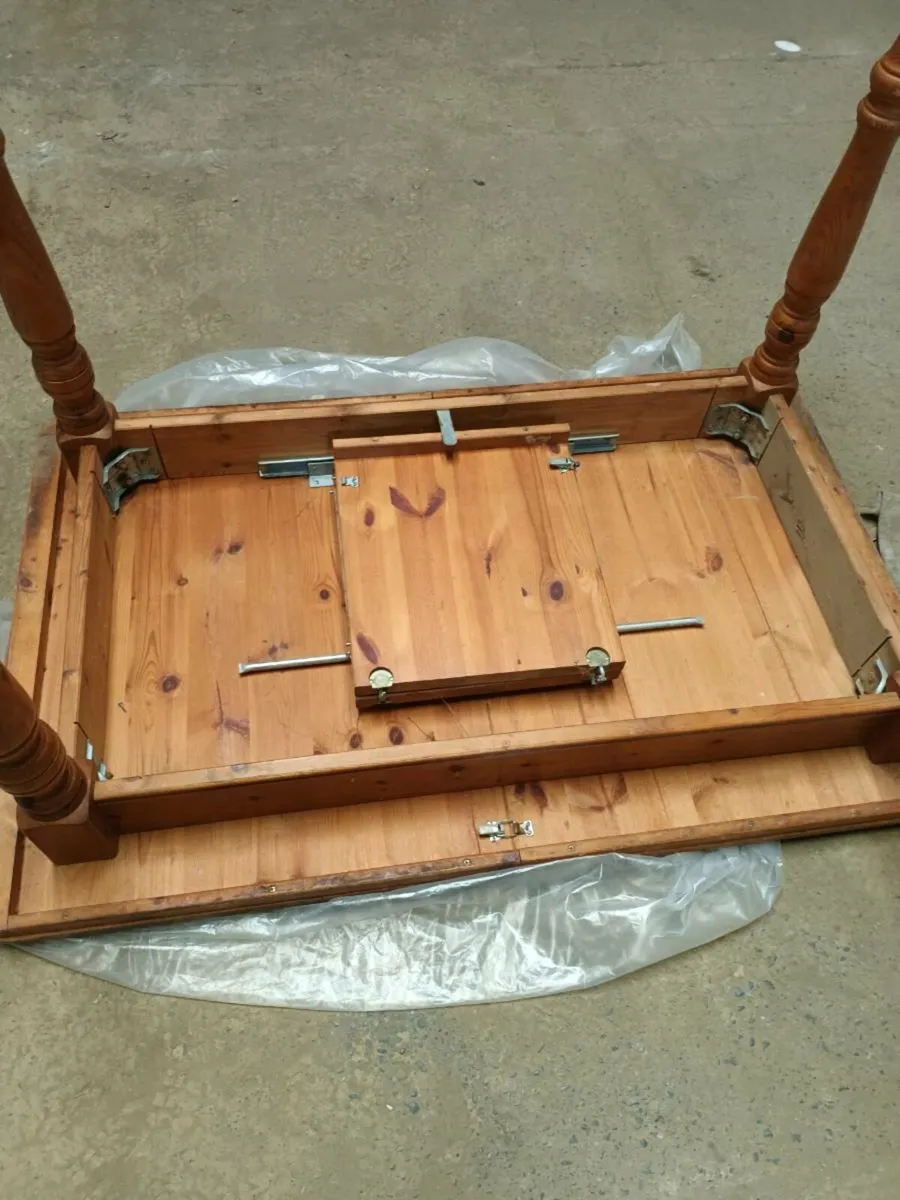 Pine Table - Image 2
