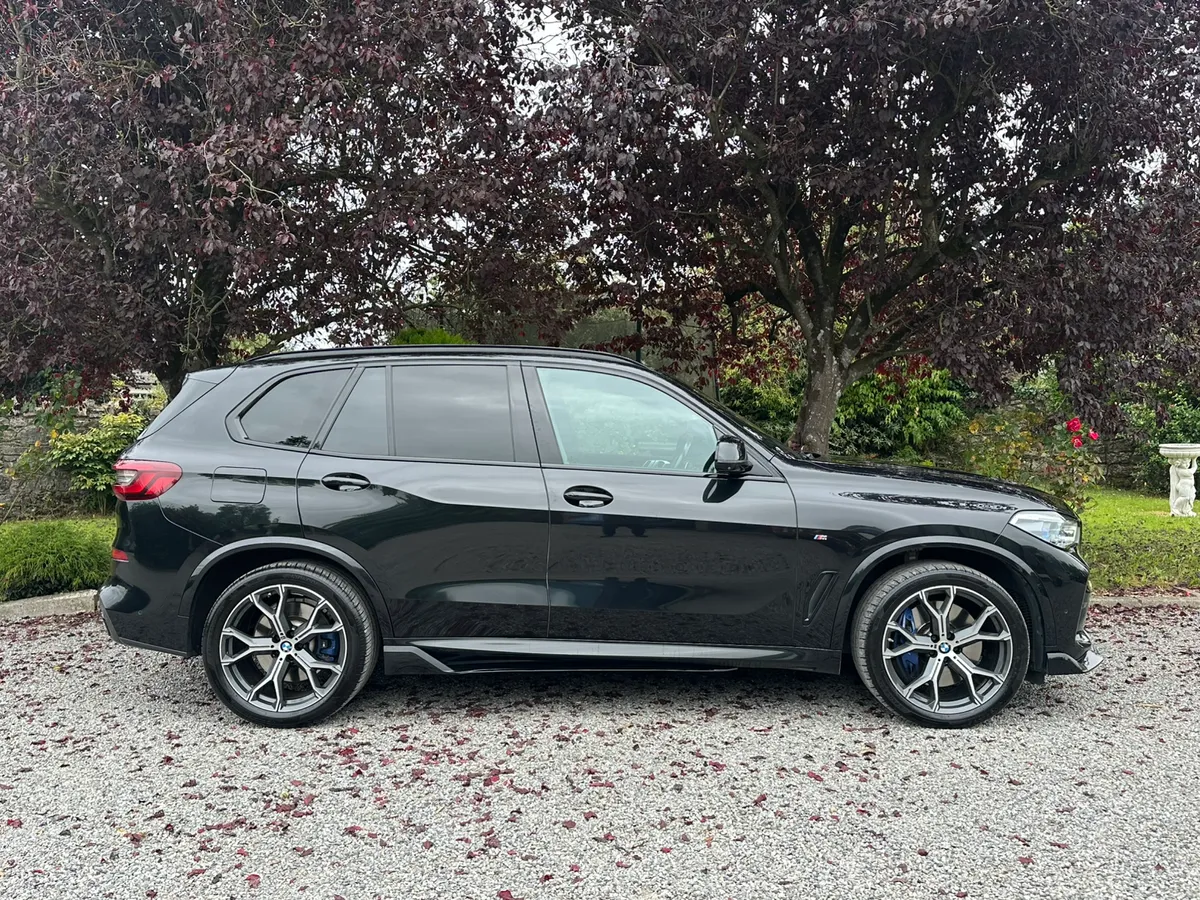 BMW X5 M Sport Crew Cab - Image 3
