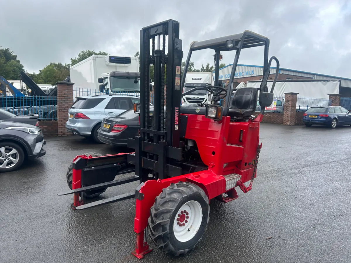 2007 Moffett mounty m8 2.5 ton fork lift - Image 1