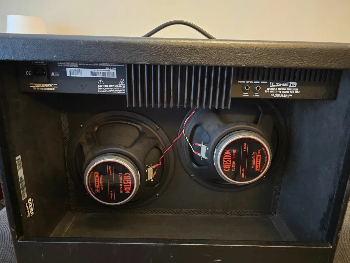 Line 6 Guitar Amp - Image 1