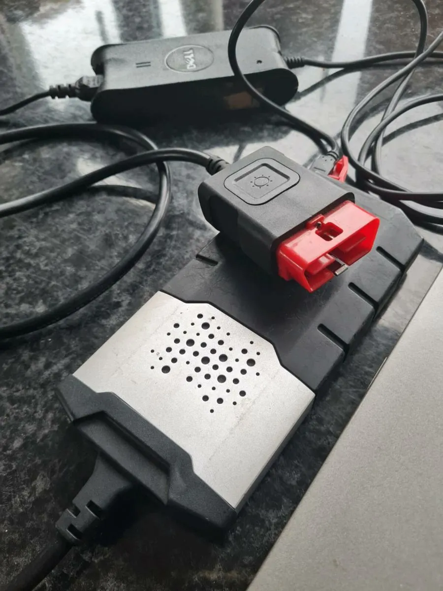 Car diagnostic lap top - Image 2