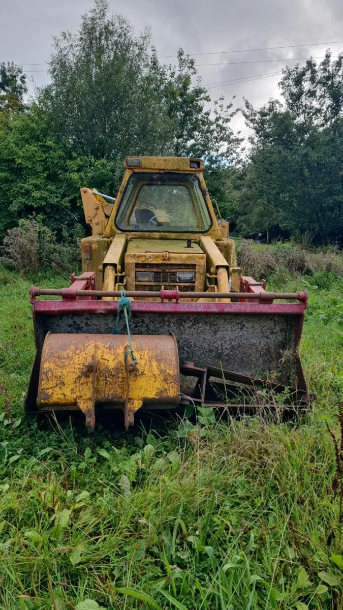 JCB 3C digger/loader - Image 2
