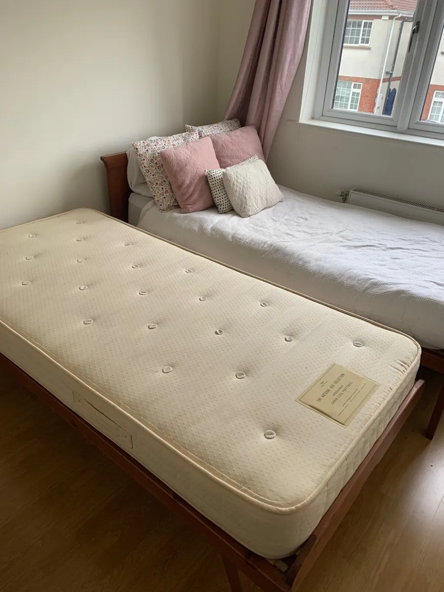 Twin Trundle/ foldaway beds - Image 3