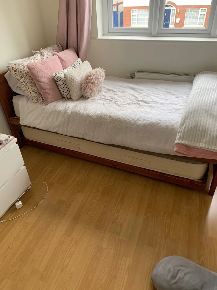 Twin Trundle/ foldaway beds - Image 4
