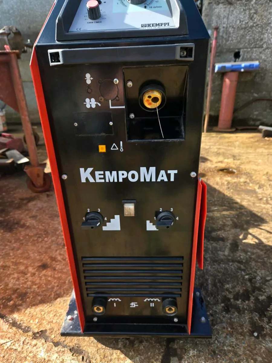 Mig welder - Image 1
