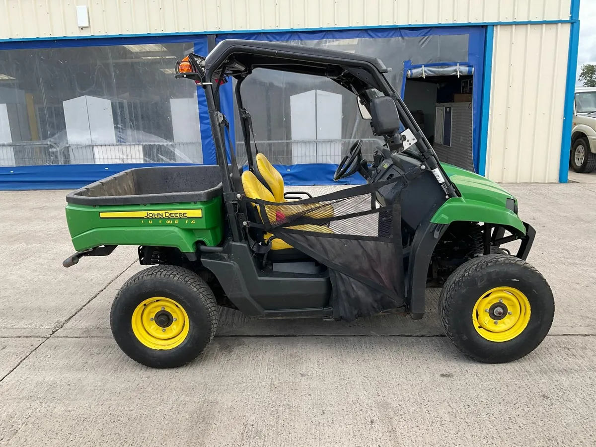 JOHN DEERE XUV550 4WD PETROL UTILITY TRUCK - Image 4