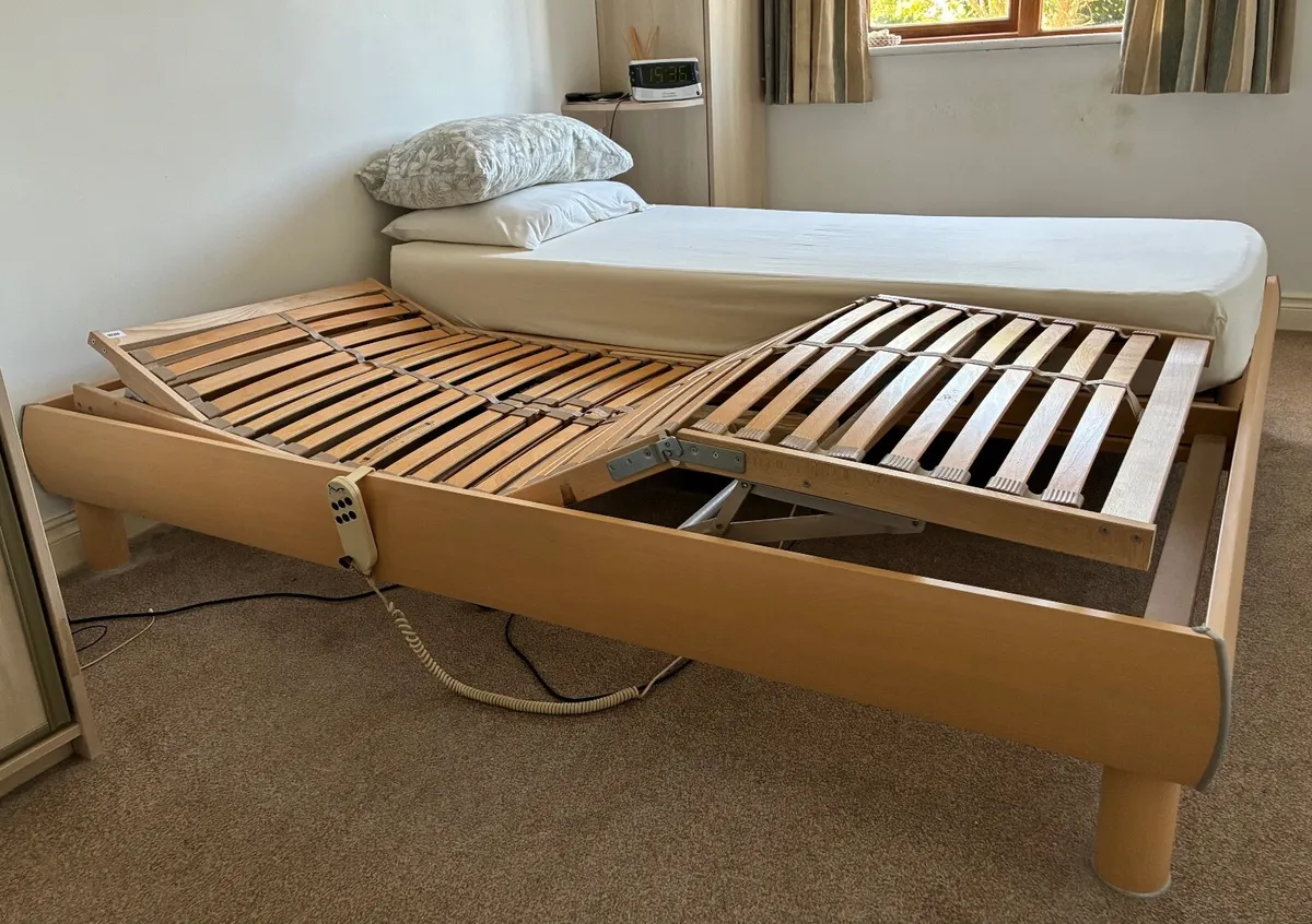 Electric Kingaize Bed - Image 4
