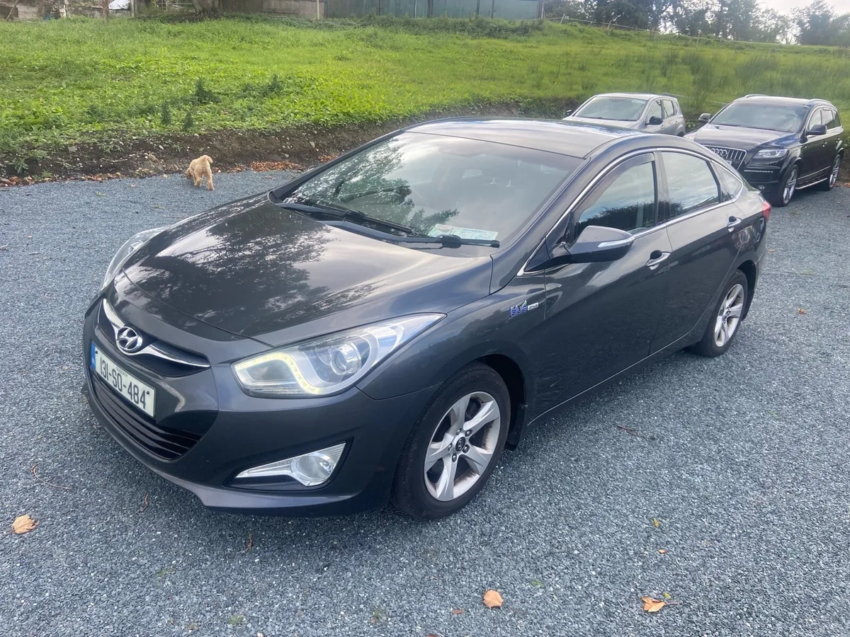 Hyundai I40 1.7dsl Executive - Image 2