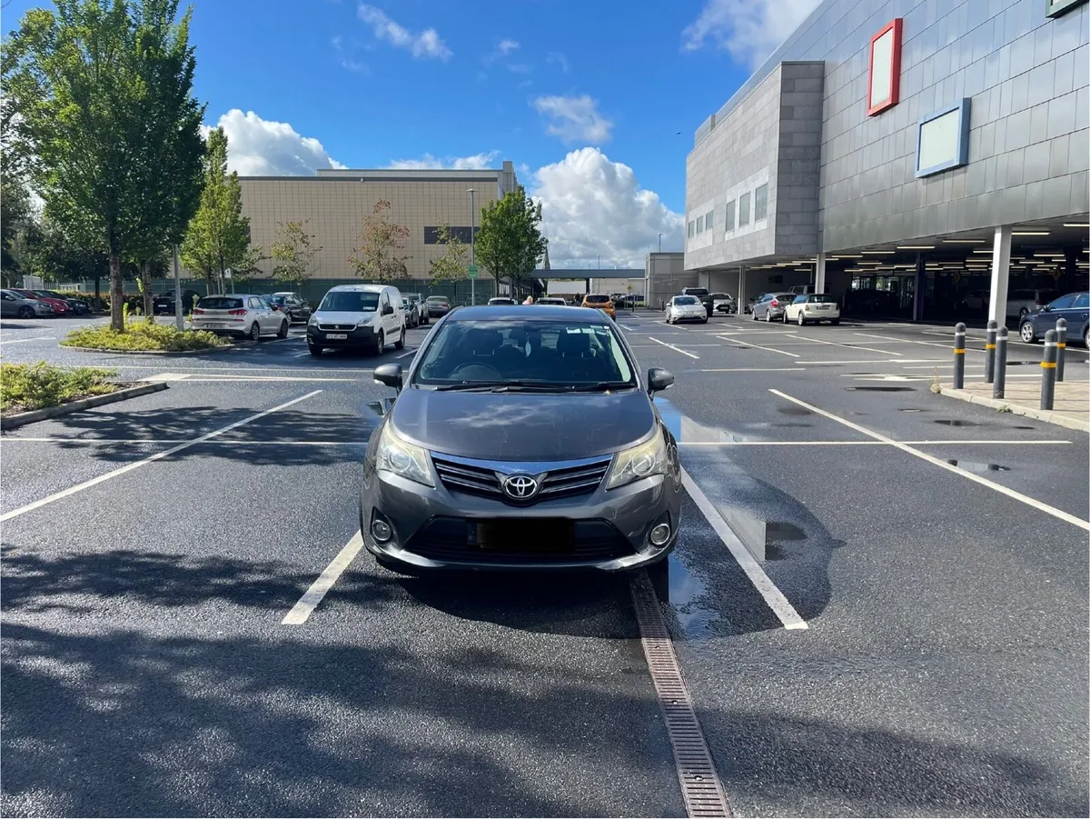 Toyota Avensis 2012 - Image 3
