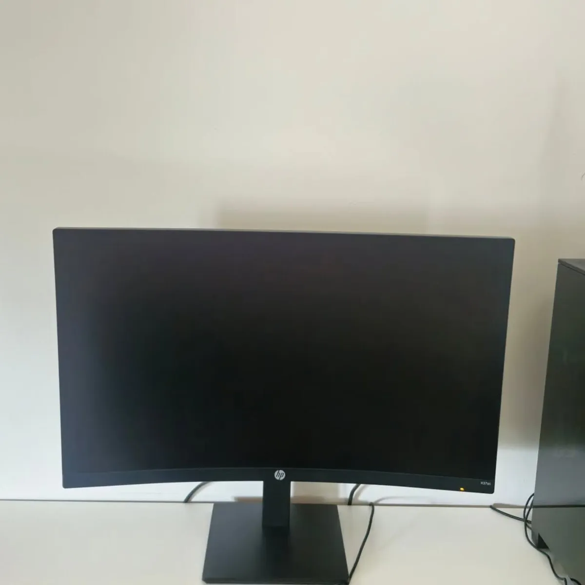 Gaming Monitor 27" QHD Curved 165Hz HP X27qc - Image 3