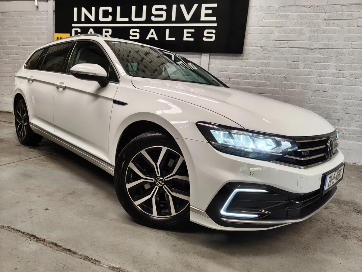 Volkswagen Passat 2021 AUTO GTE FULL SPEC - Image 1