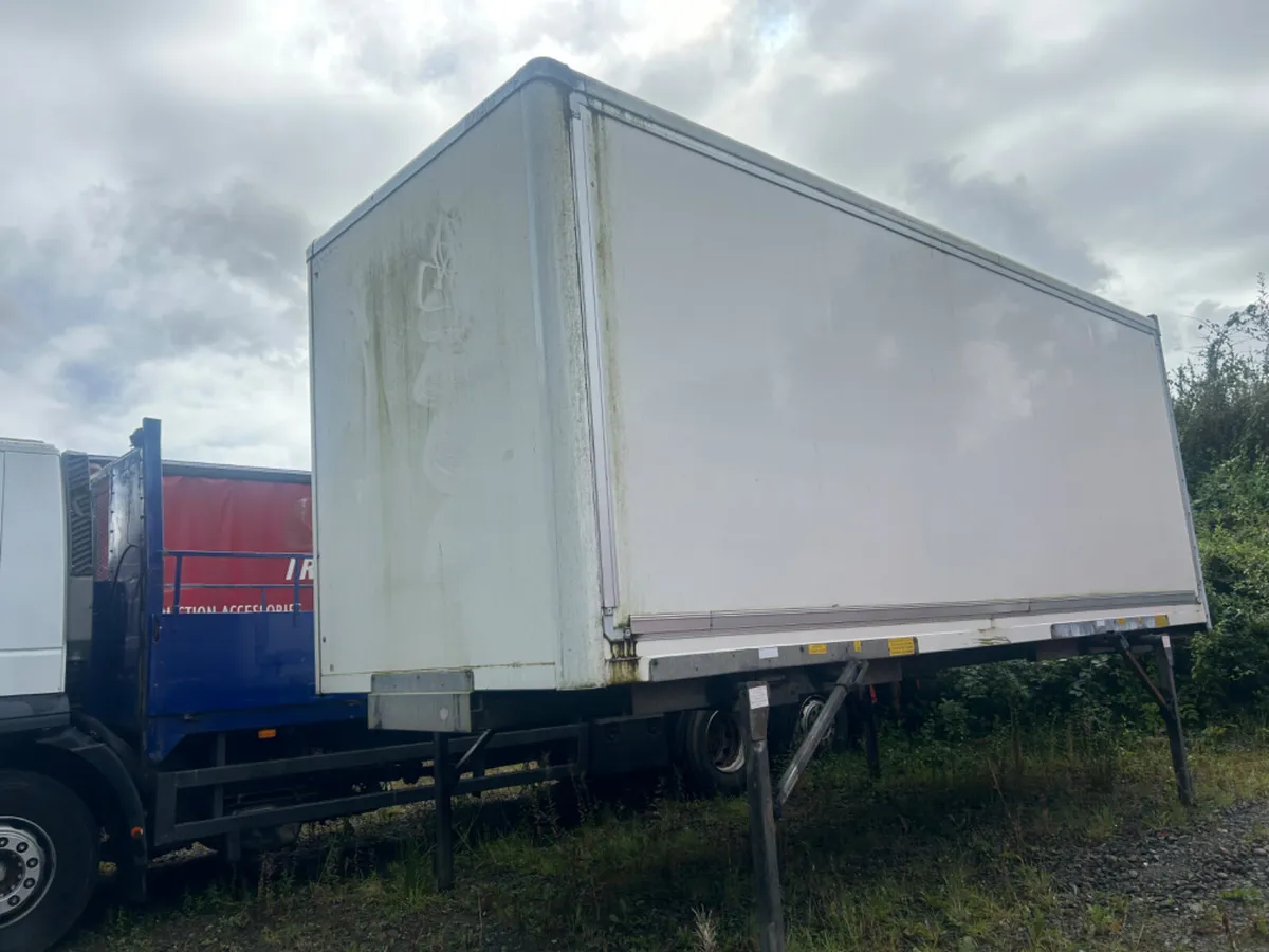 2018 24ft demountable box - Image 1