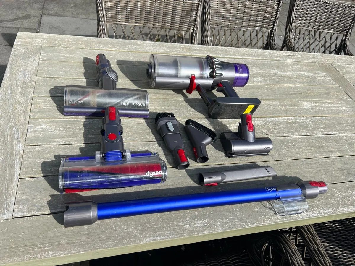Dyson V11 absolute cordless vacuum - Image 1
