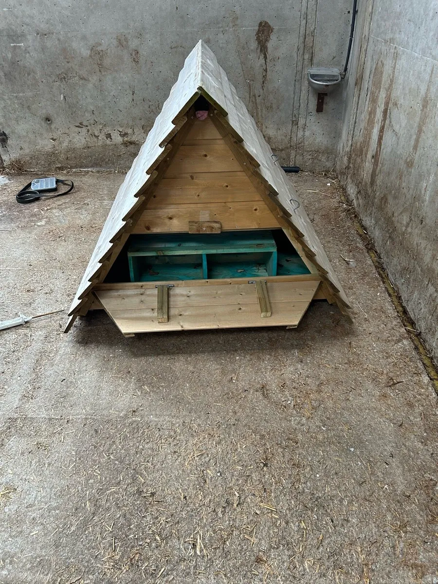 Poultry coop - Image 1