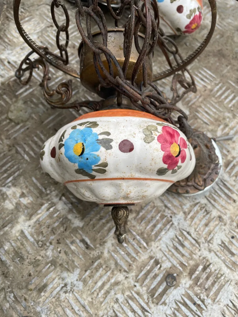 Light fittings - Image 1