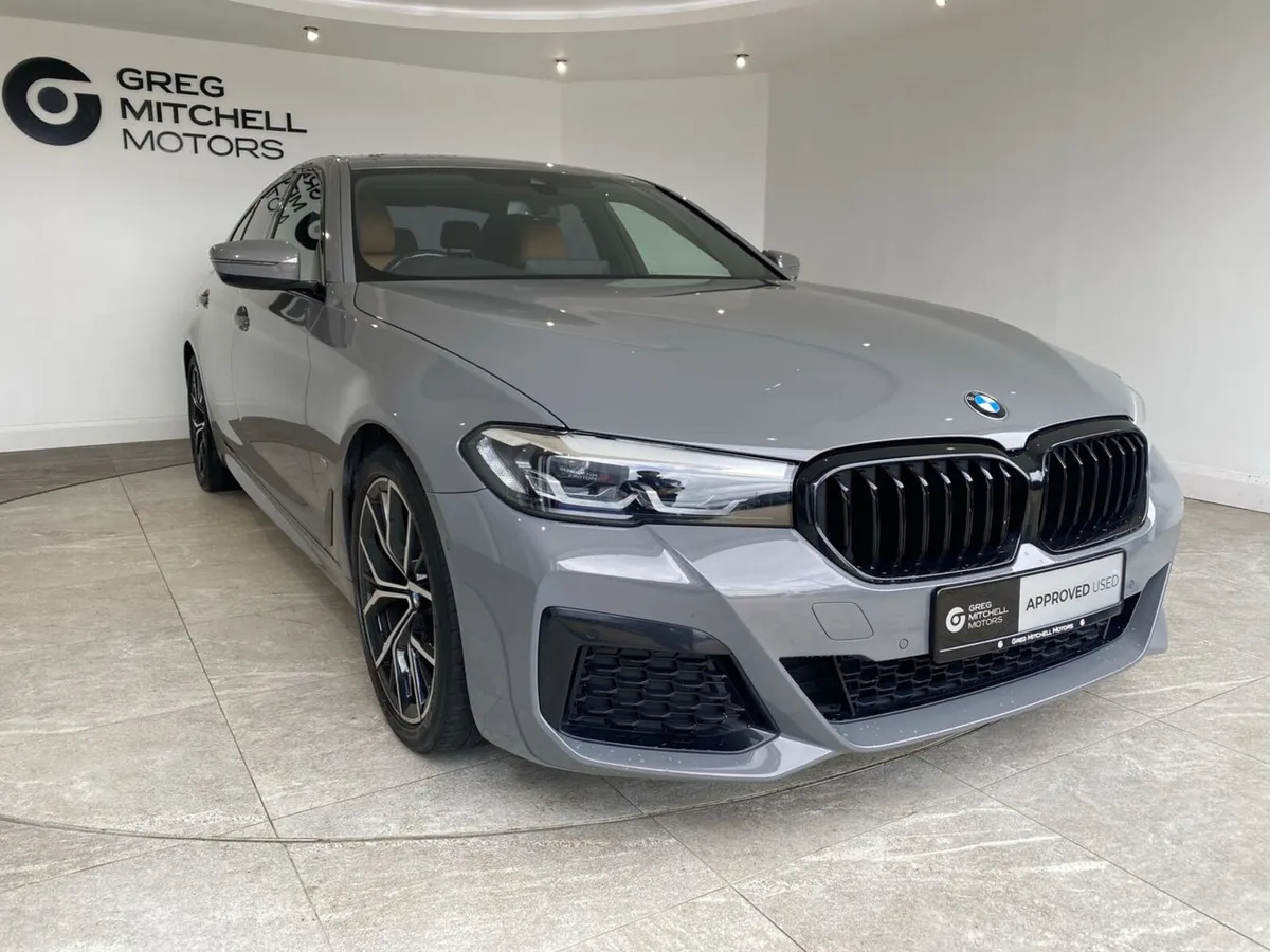 BMW 5-Series 2022 - Image 3
