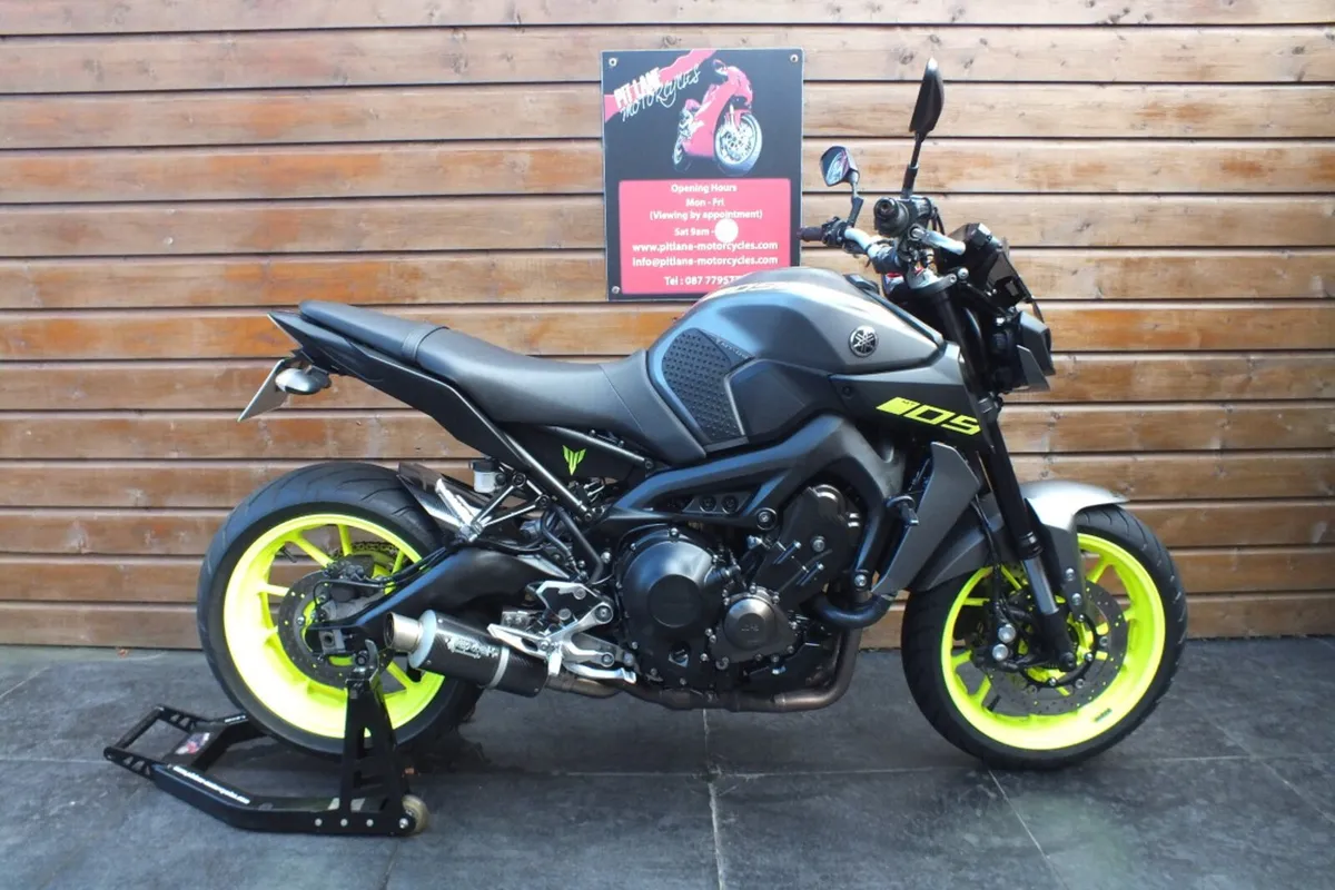 2018 Yamaha MT09 (Stunning) - Image 3