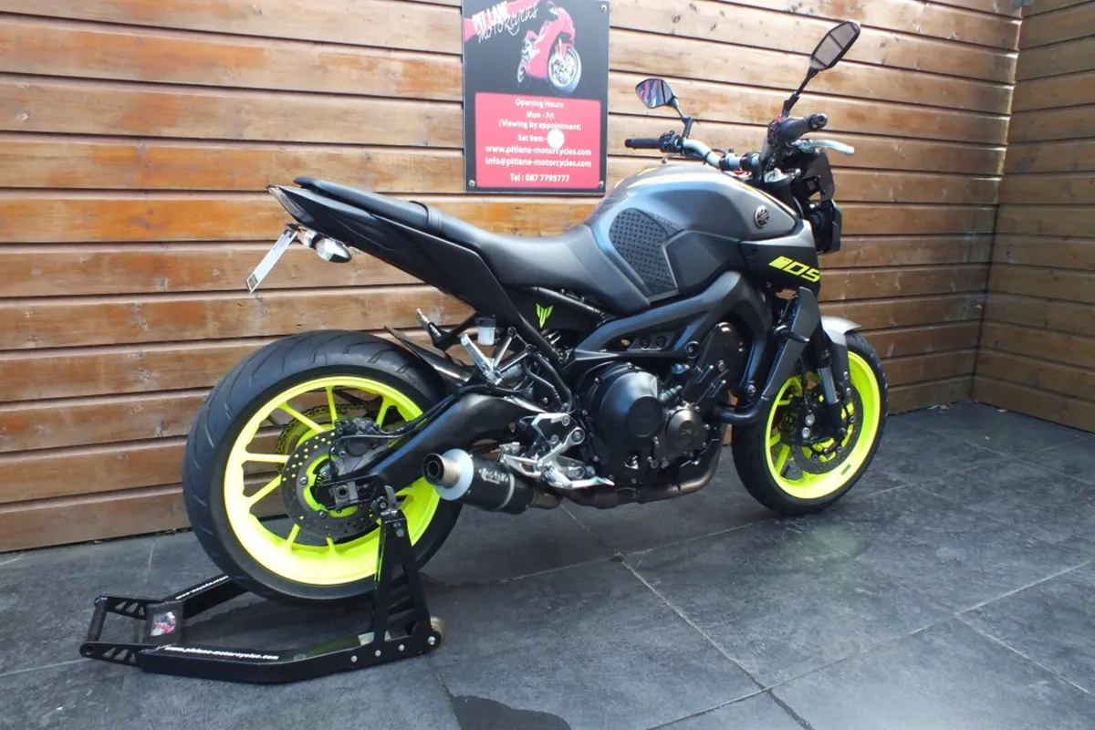 2018 Yamaha MT09 (Stunning) - Image 4