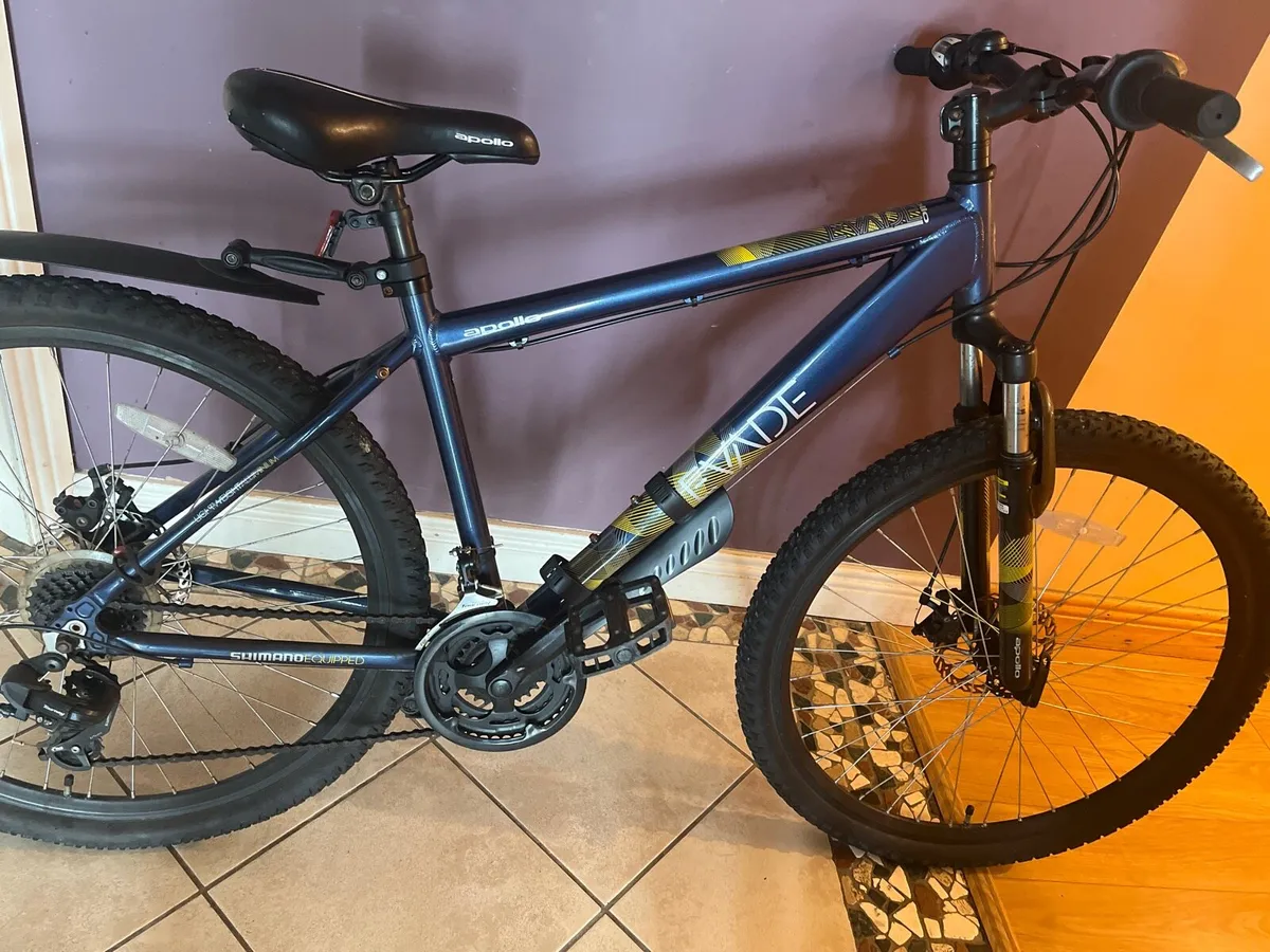 Apollo Evade Men's Mountain Bike - Image 1