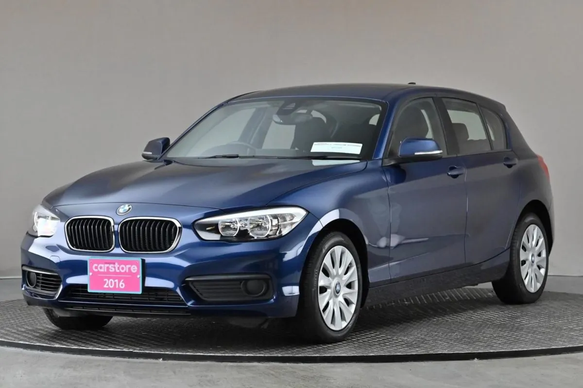 BMW 1 Series 118i Auto  reverse Cam rear Park Sen - Image 3