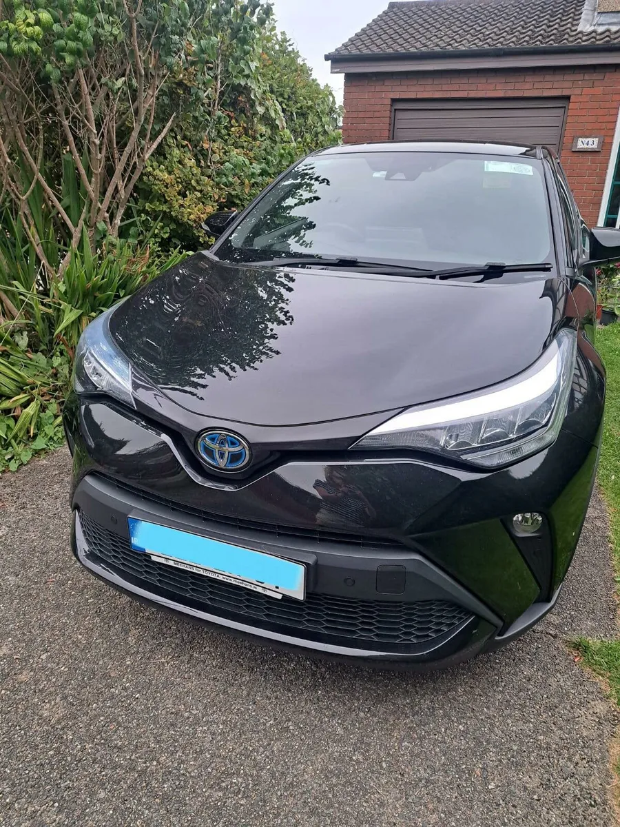 Toyota C-HR - Image 1