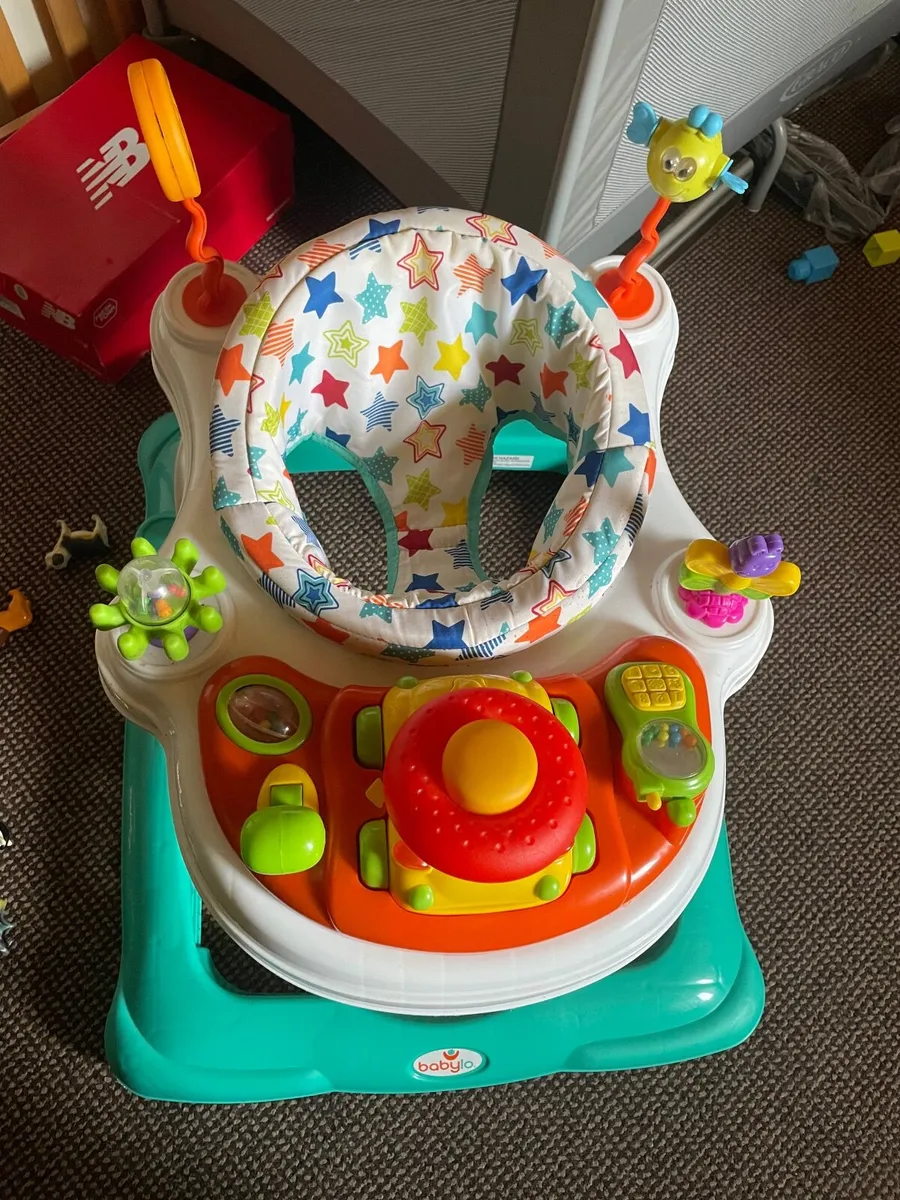 Baby walker - Image 2