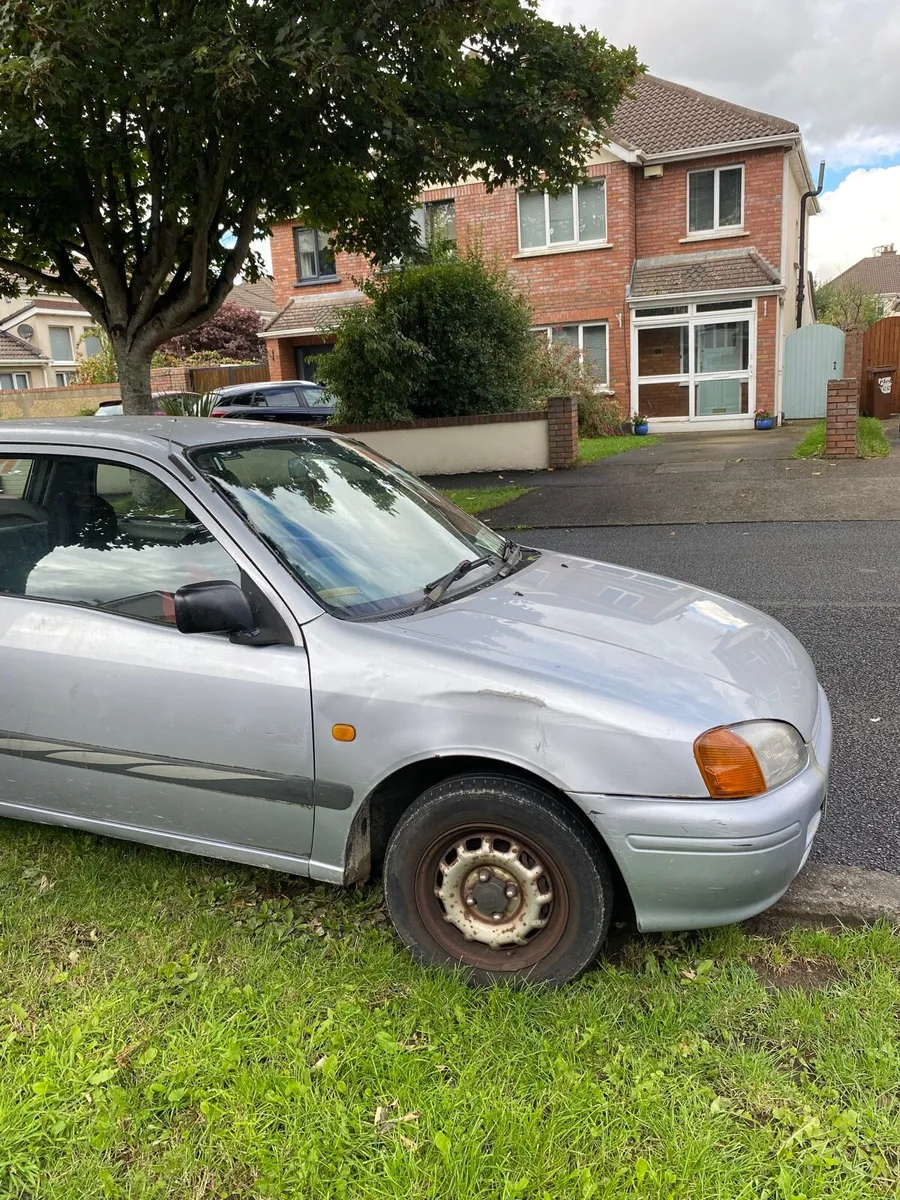 Toyota Starlet Parts - Image 2